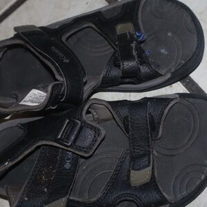 Black & Grey Columbia Sandals Children's Size 13 US